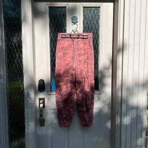 Lululemon scuba pants 8
